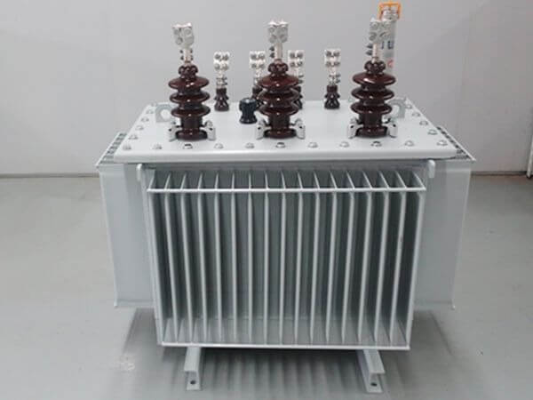 fluid immersed transformer