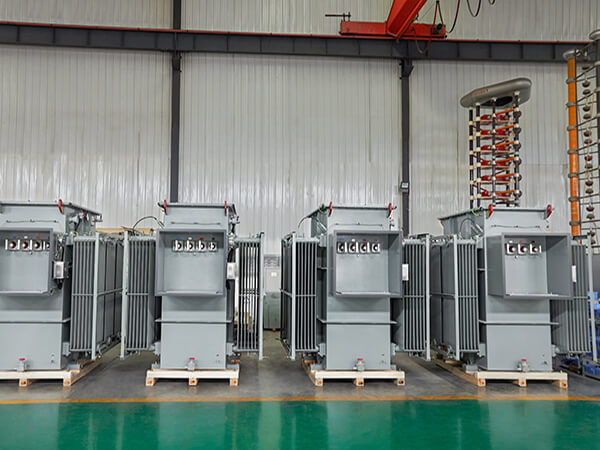 Liquid immersed transformers